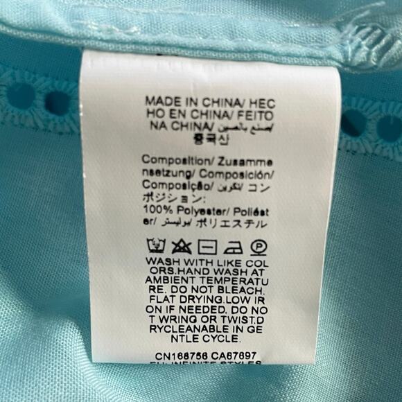 Anewsta Eyelet Womens Blouse Button Down Office Career Preppy Size Medium US 6 - Picture 6 of 7